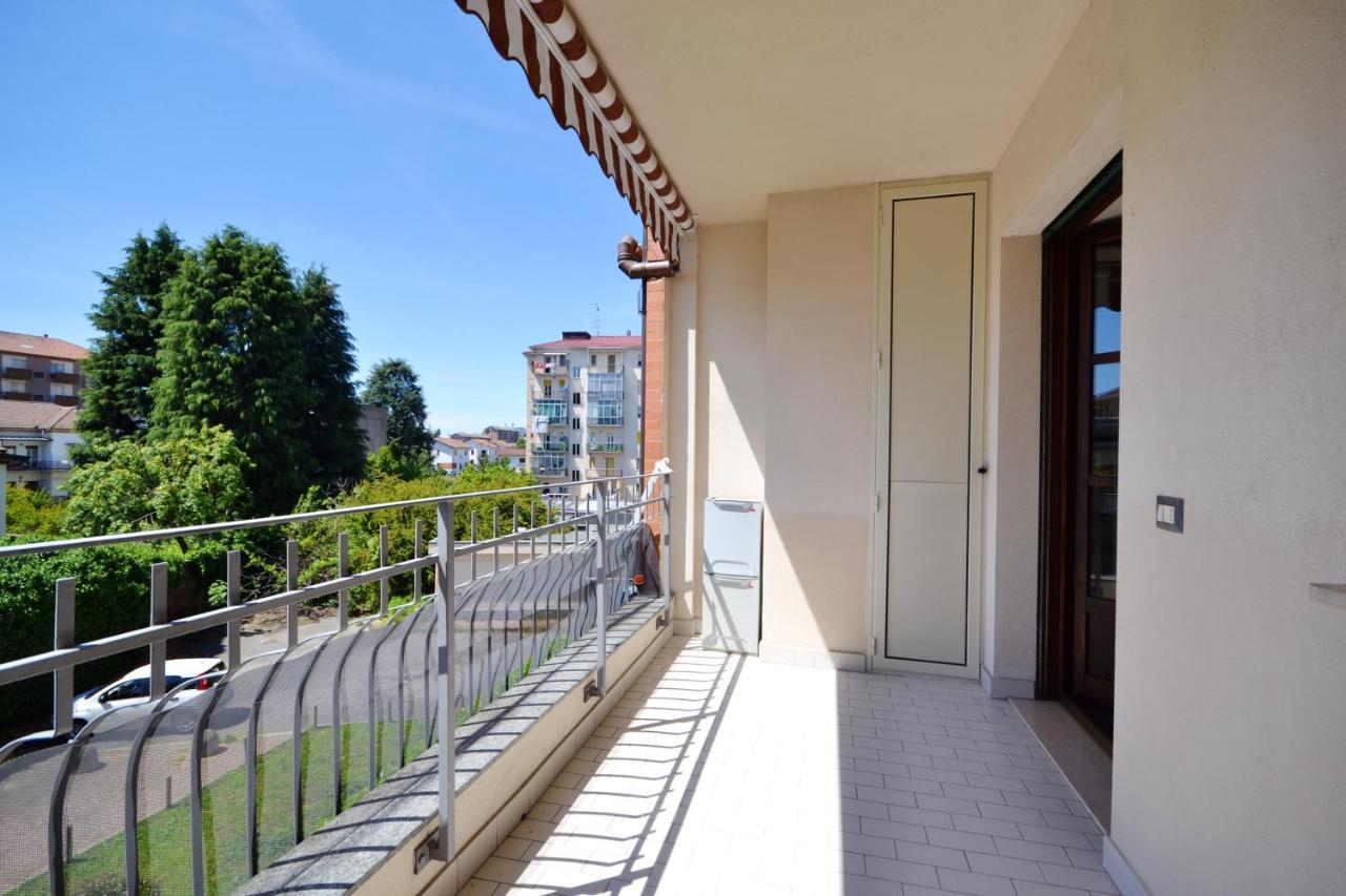 Charming Flat In Vercelli - 50 Sqm - Cosy Balcony.アパートメント エクステリア 写真